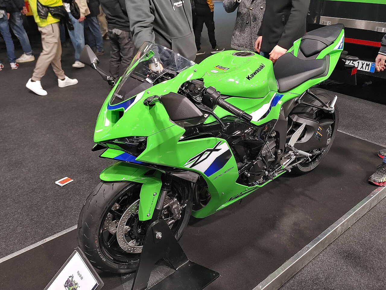 Kawasaki ZX-6R (2024)