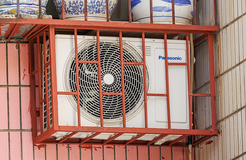 Goodman GSX14 Condenser