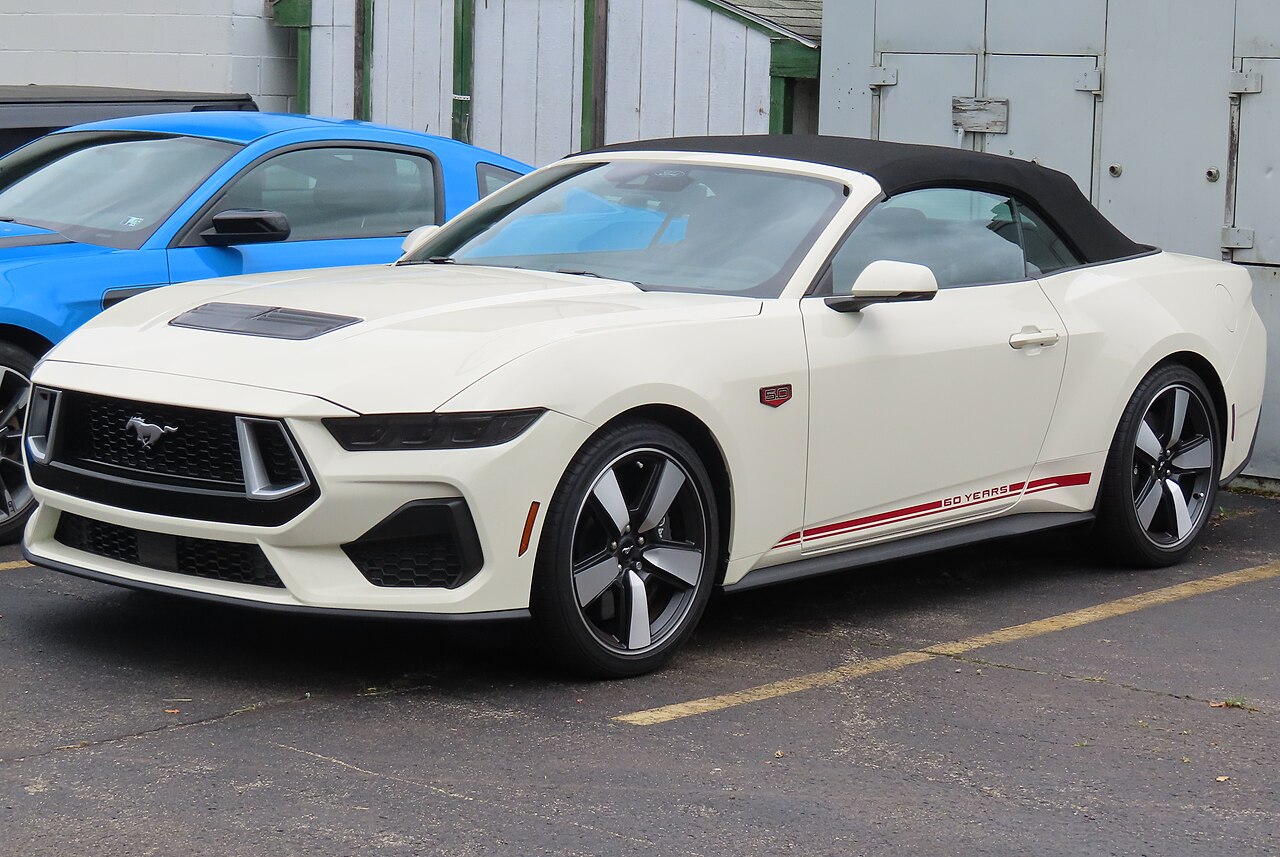 Ford 2025 Mustang GT Premium